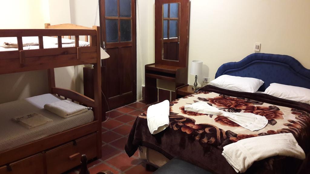 Residencia Leones De Castilla أسونسيون المظهر الخارجي الصورة
