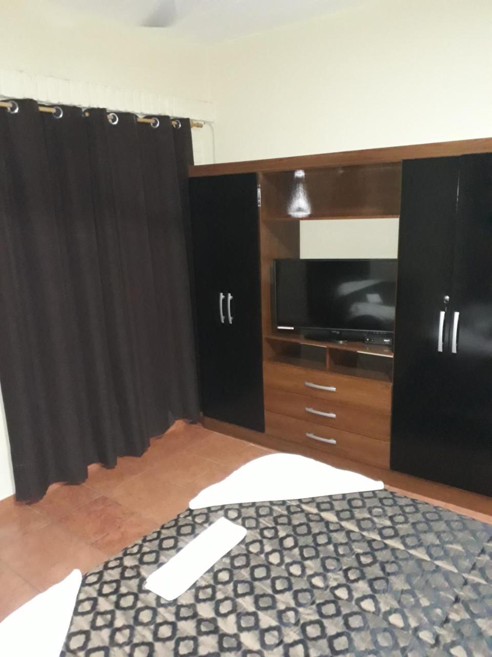 Residencia Leones De Castilla أسونسيون المظهر الخارجي الصورة