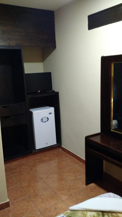Residencia Leones De Castilla أسونسيون المظهر الخارجي الصورة