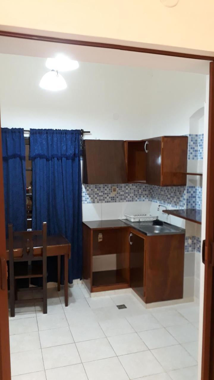 Residencia Leones De Castilla أسونسيون المظهر الخارجي الصورة